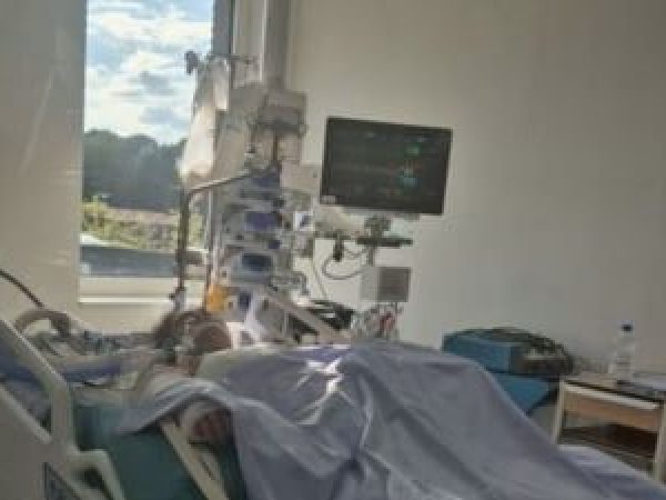 Sora-Laviniei--atac-la-adresa-medicilor-de-la-Floreasca--Am-f--cut-o-pentru-a-r--m--ne-bogat----Ce-spune-femeia-despre-starea-surorii-sale.jpg