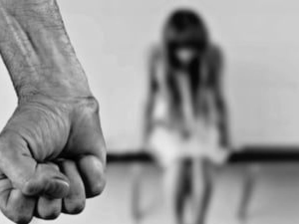 Un-nou-caz-de-femicid---n-Rom--nia--Un-b--rbat---i-a---njunghiat-mortal-partenera--Suspectul-este-recidivist.jpg