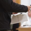 Votant-la-o-sectie-din-Ilfov.jpg