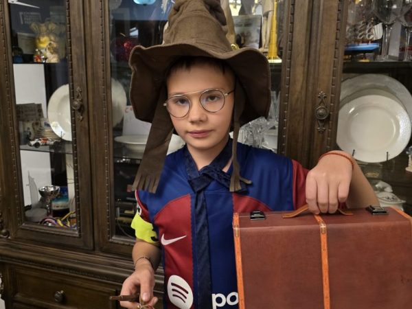 Nicholas Petrescu, magicianul fotbalului de acasă: a câștigat finala cu tatăl său, Eduard Petrescu, îmbrăcat în tricoul Barcelonei și costumat în Harry Potter