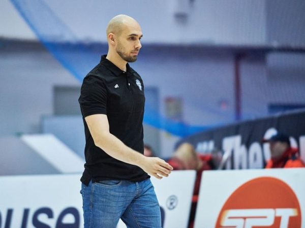 Antrenorul CSO Voluntari, Demis după Scandalul Mesajelor Către Junioare