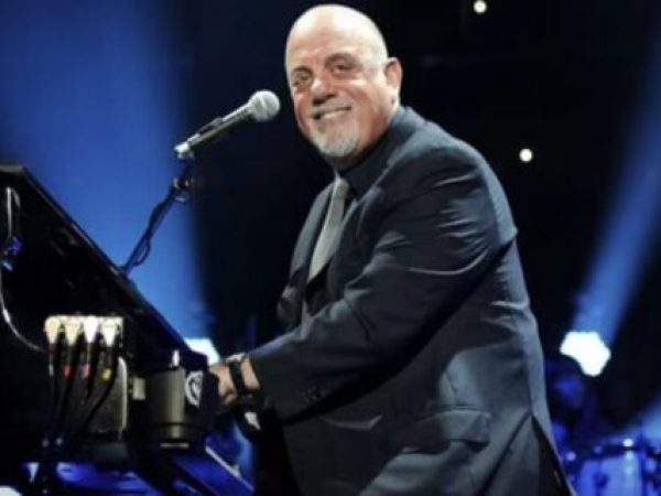 Billy Joel, legendarul artist american, se retrage temporar din lumina reflectoarelor din cauza unei afecțiuni a creierului