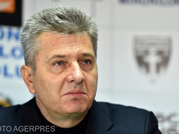 Bugetul de 15 milioane de euro pentru meciul România - Spania, umbrit de o invazie de insecte la stadion