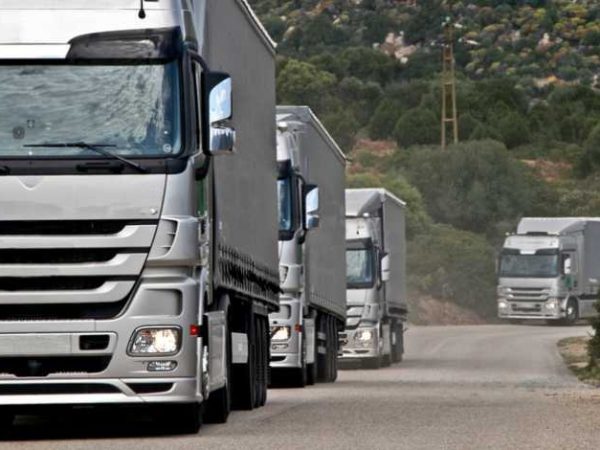 camion-transport-intracomunitar-2022-dreamstime.jpg
