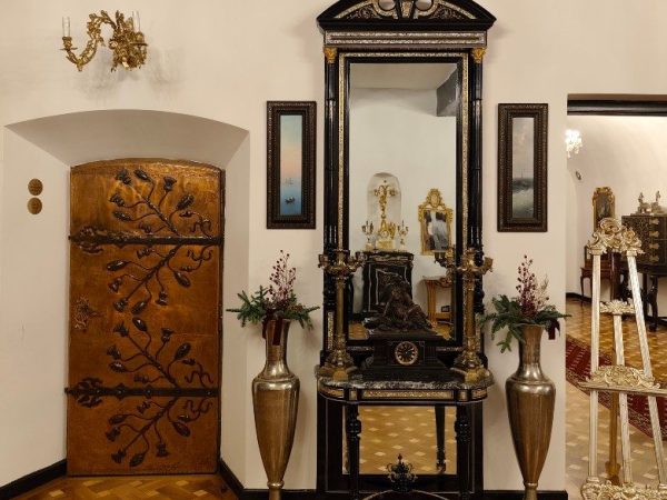 Casa Tătărăscu renaște ca Eko Group Vila: patrimoniu restaurat și spațiu permanent de expunere pentru Galeriile de Artă A. Rădulescu