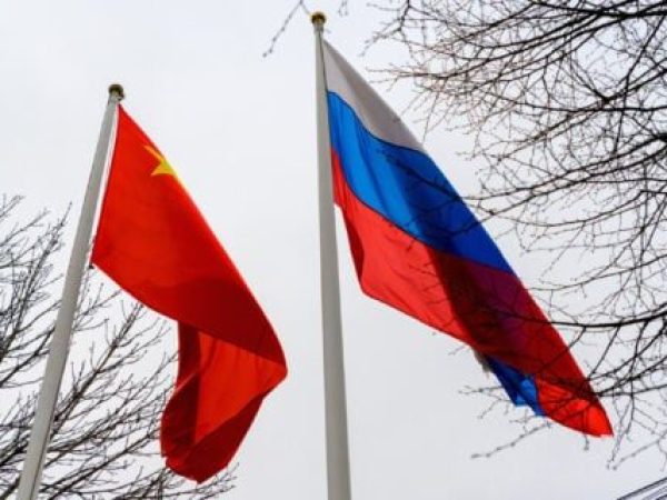 China și Rusia își extind cooperarea militară în contextul tensionat din Ucraina