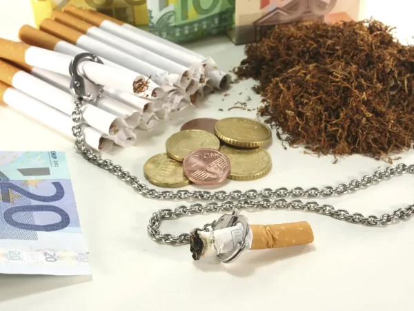 Contrabanda cu țigări în România în 2025: 18 rețele destructurate și capturi record