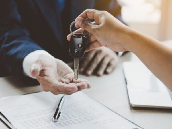 Cosmarul înmatriculării unei mașini second-hand în România