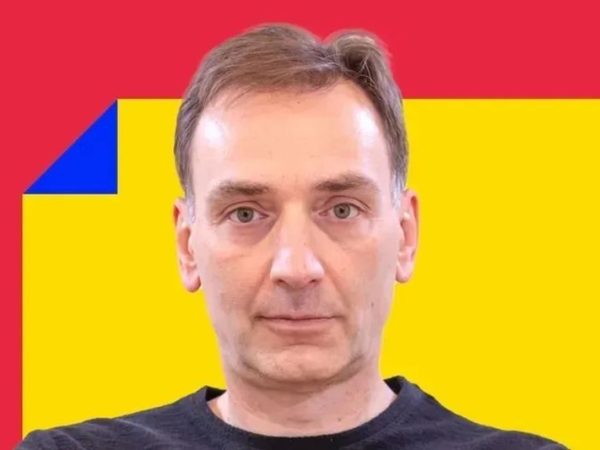 ### Culisele Studiourilor TV: Ce Nu Vezi la Televizor