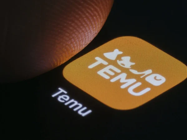 Cum să plătești 'taxa Temu' și cine este responsabil pentru ea: Ghid complet pentru coletele impozitate