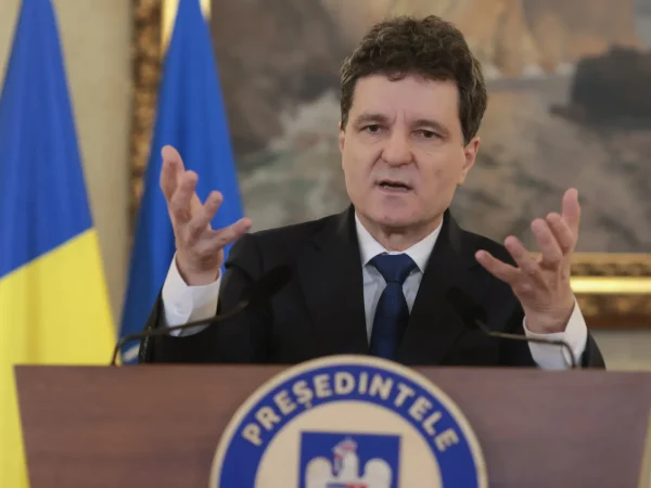 De ce Nicușor Dan a decis să nu participe la Forumul de la Davos