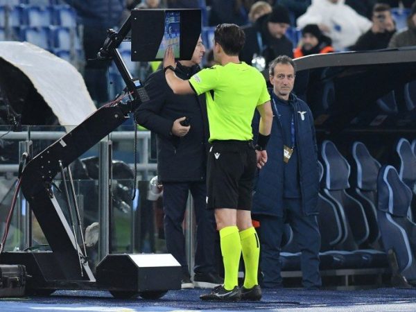 Dinamo propune o revoluție în sistemul VAR din SuperLiga: Arbitraj transparent și explicații pentru decizii