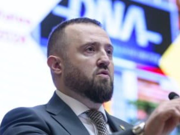 --eful-DNA-face-afaceri-imobiliare-cu-un-grup-de-dezvoltatori-cu-leg--turi-dubioase--Magistratul-spune-c---nu-i-cunoa--te---i-c---nu---ncalc---statutul-magistratului.jpg