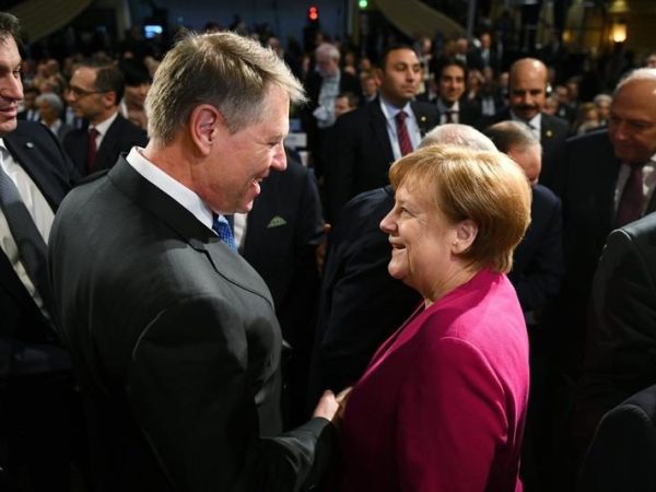 Episodul în care Angela Merkel a apelat la Klaus Iohannis pentru a înțelege mai bine pe Donald Trump