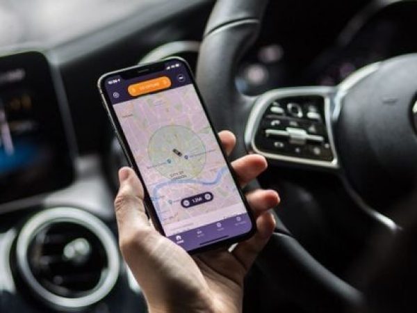 Evaziune fiscală în valoare de milioane de lei prin intermediul platformei Bolt: Operațiuni de amploare dezvăluite de procurori