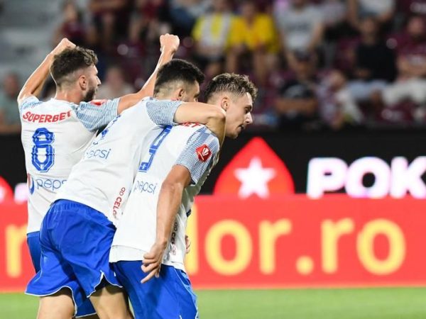 Farul Constanța anunță despărțirea de nouă jucători și aducerea a trei noi fotbaliști în echipă