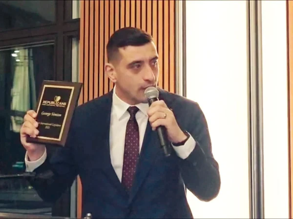 George Simion și misiunea sa în SUA: de ce nu renunță la Călin Georgescu