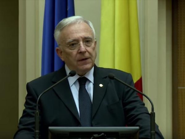image-2019-04-3-23066519-41-mugur-isarescu-guvernatorul-bancii-nationale.jpg