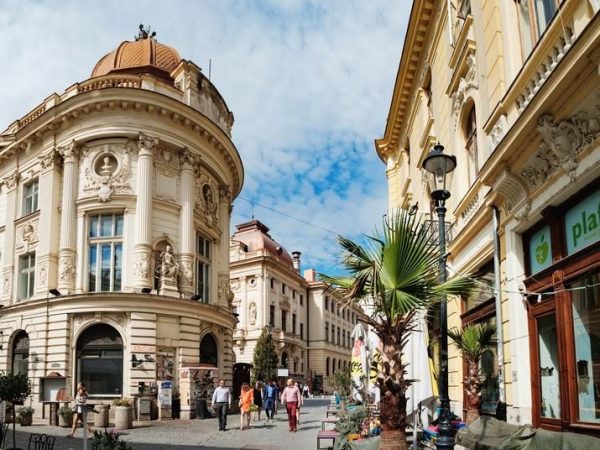 image-2023-08-26-26486691-41-centrul-vechi-din-bucuresti.jpg
