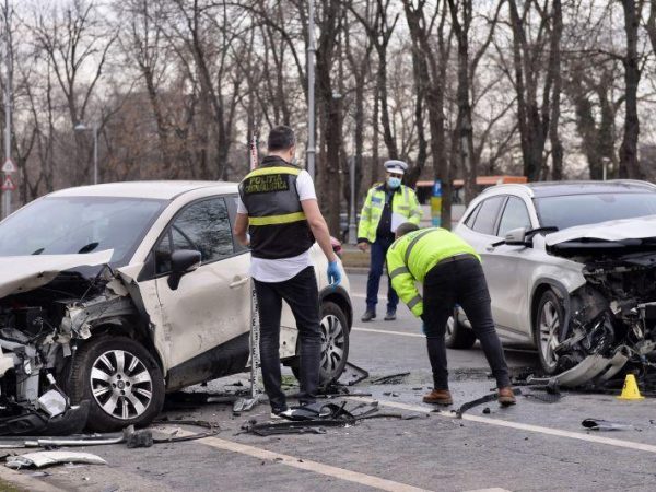 image-2023-09-1-26501803-41-accident-auto-bucuresti.jpg