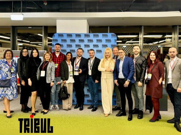 Antreprenorii renunță la social media din cauza algoritmilor și pregătesc comunități exclusiviste