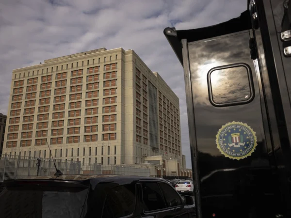 Întâlnire la sediul FBI: Extinderea cooperării împotriva crimei organizate între Cătălin Predoiu și conducerea agenției americane