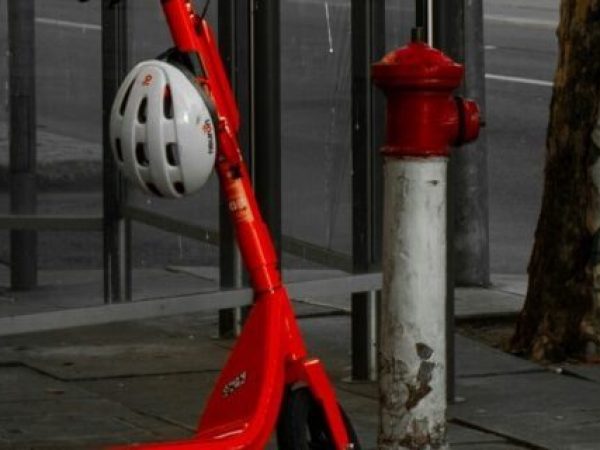 Interdicție weekenduri: Trotinetele electrice nu mai au acces pe bulevardul principal din Buzău și în marile parcuri