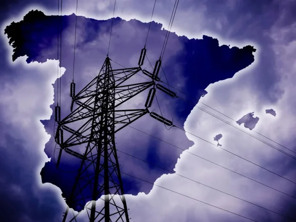 Intervențiile Susținute în Teren Reduc Numărul de Consumatori Fără Curent Electric