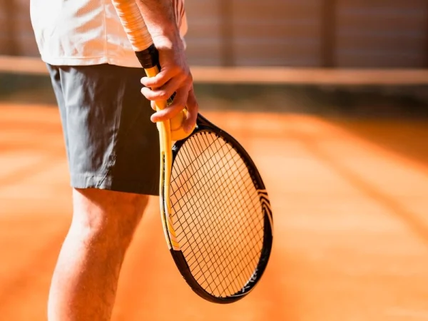 Jucători arestați pentru gesturi rasiste la un meci de tenis