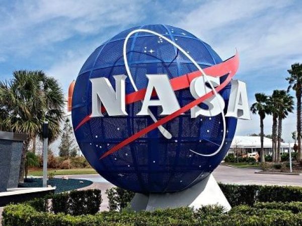 NASA interzice cetățenilor chinezi să participe la programele sale spațiale