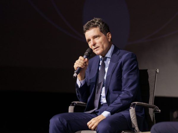 Nicușor Dan transmite un mesaj de optimism pentru românii din Marea Britanie