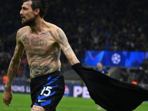 O poveste de inspirație: Francesco Acerbi învinge depresia, cancerul și ajunge pe culmile fotbalului