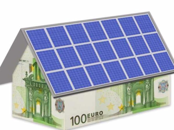panouri-solare-casa-dreamstime.jpg