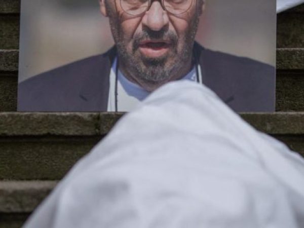 Piedone primește 100.000 de euro daune morale de la Statul român pentru anularea sentinței în dosarul Colectiv