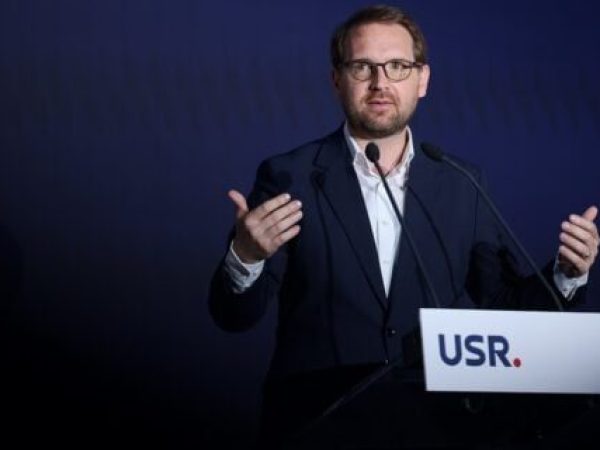 Primarul Timișoarei acuză funcționarii publici că blochează digitalizarea administrației