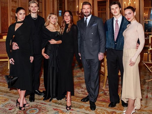 Rebecca Loos critica dur pe Victoria Beckham și își afirmă poziția în scandalul familial - analiză detaliată