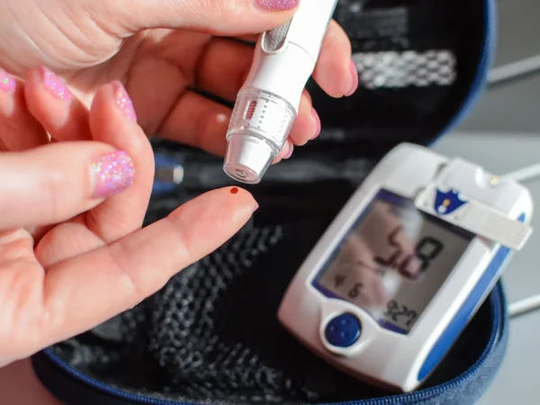 Studiul privind eliminarea celulelor 'îmbătrânite' din vasele de sânge pentru tratamentul diabetului