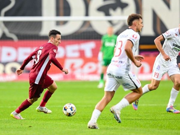SuperLiga: Alin Fică semnează un nou contract cu CFR Cluj, respingând oferta Rapidului