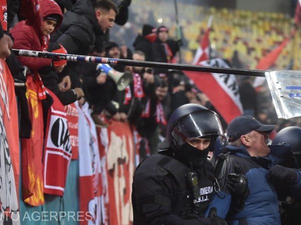 SuperLiga: Schimbări semnificative în comportamentul suporterilor și sancțiunile aplicate de Jandarmerie