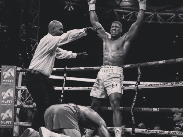 Tragedie în anturajul lui Anthony Joshua: detalii despre accidentul în care și-au pierdut viața antrenorii săi