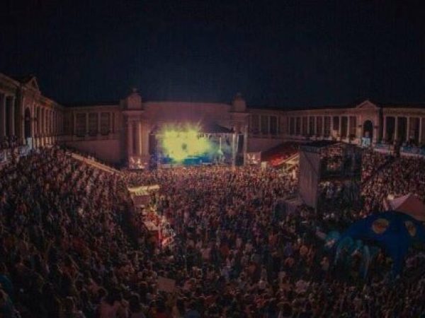 USR propune preluarea Arenelor Romane pentru reabilitare