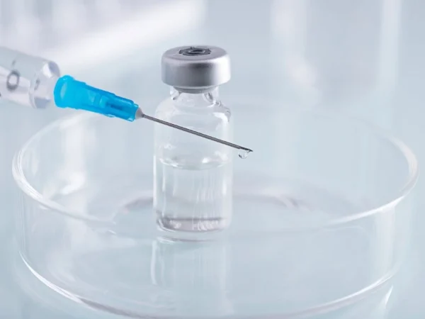 Vaccinarea anti-HPV și impactul asupra bărbaților: De ce este importantă și ce beneficii aduce