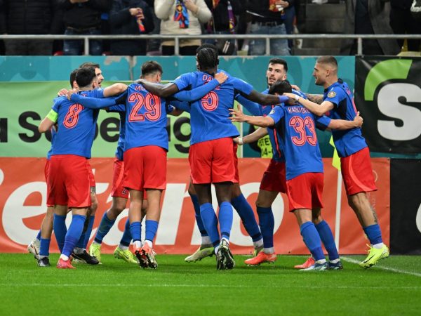 Victorie crucială pentru FCSB în derby-ul cu CFR Cluj: 3-2